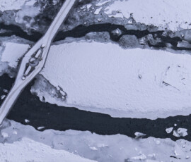 Mostra evento finale: Massa Micon Enzo foto n.10 ponte pedonale dalla mongolfiera PONTE PEDONALE DALLA MONGOLFIERA - l'ingegneria deve sempre fare i conti con la natura soprattutto quando la deve attraversare per agevolare la nostra vita