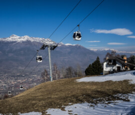 Strada regionale 40, tra la frazione Leysettaz e quella di Barrier Dessus